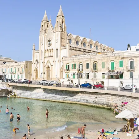 2-bedroom Apartment, 2 Min By The Sea Lägenhet